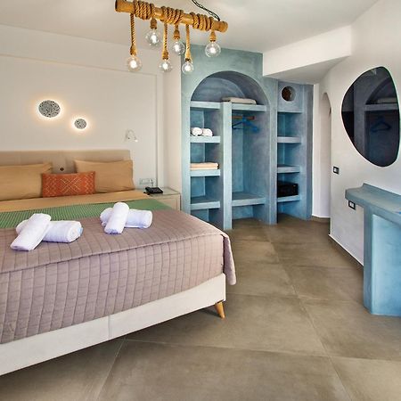 Aegean Blue Suites Pyrgos Kallistis Exterior photo