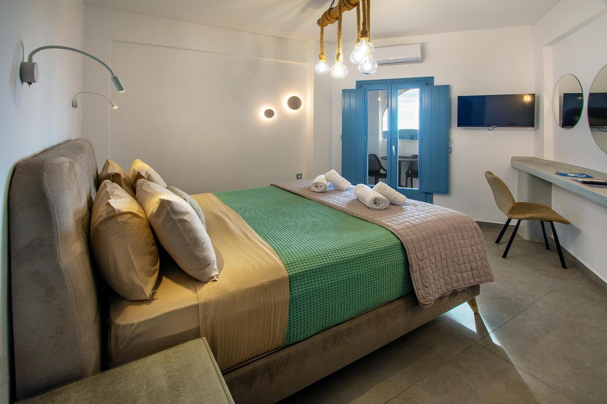 Aegean Blue Suites Pyrgos Kallistis Exterior photo