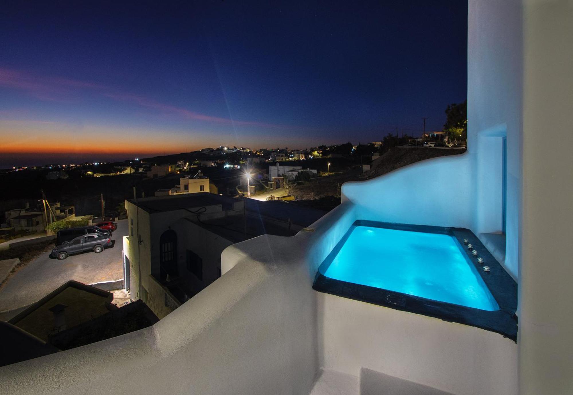 Aegean Blue Suites Pyrgos Kallistis Exterior photo
