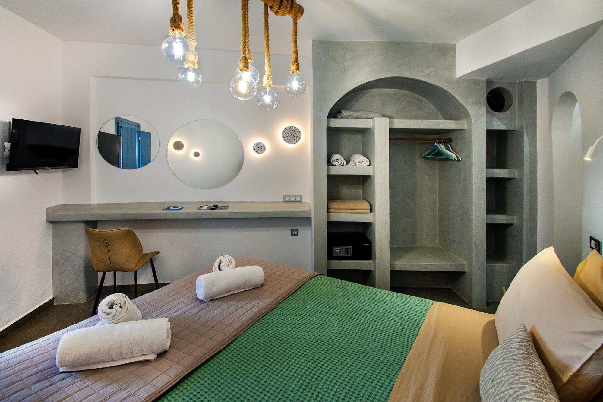 Aegean Blue Suites Pyrgos Kallistis Exterior photo