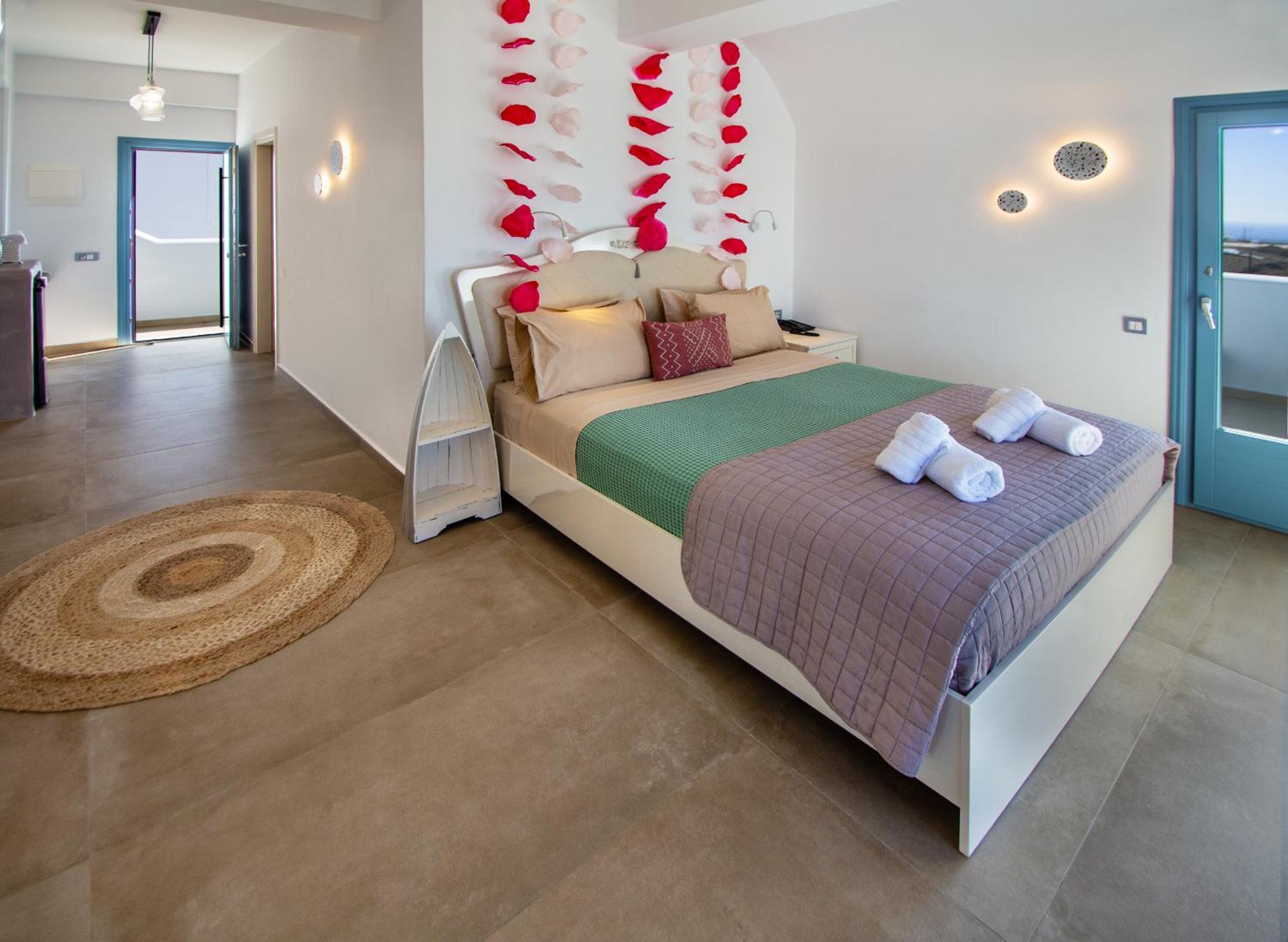 Aegean Blue Suites Pyrgos Kallistis Exterior photo